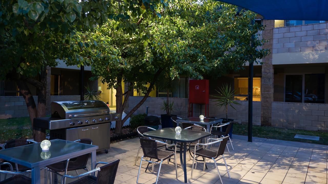Quest Wagga Wagga Aparthotel Exterior foto