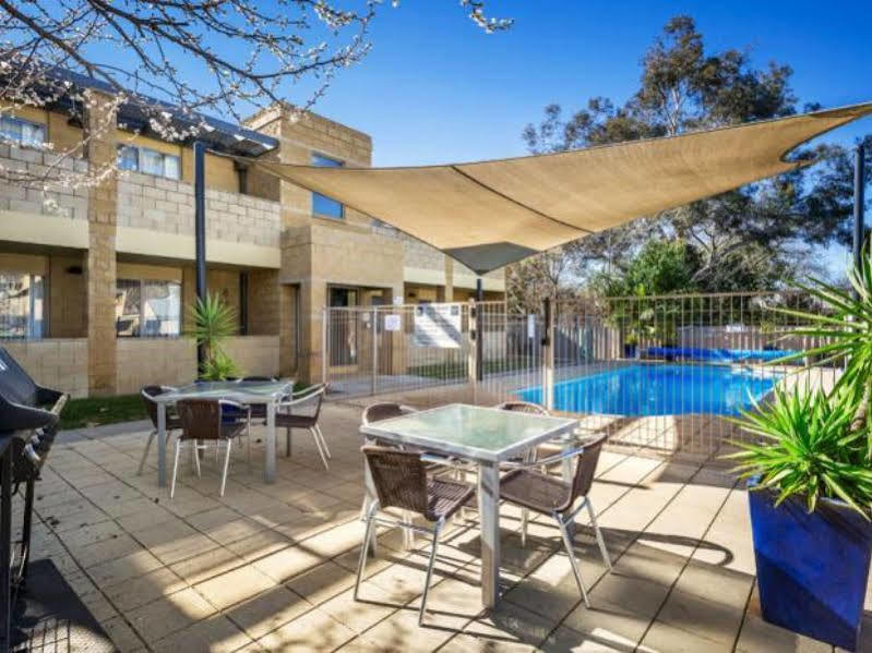 Quest Wagga Wagga Aparthotel Exterior foto